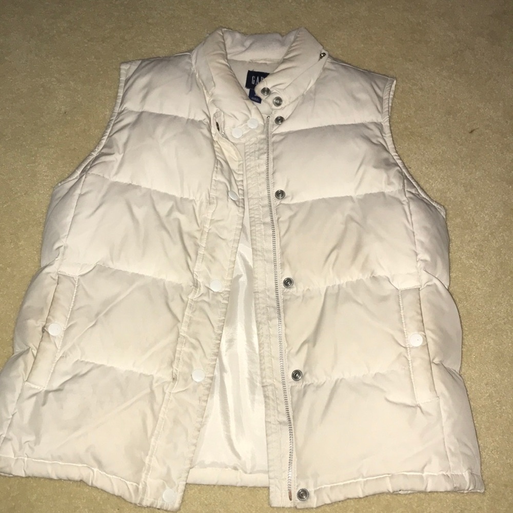 Gap White Winter Vest
